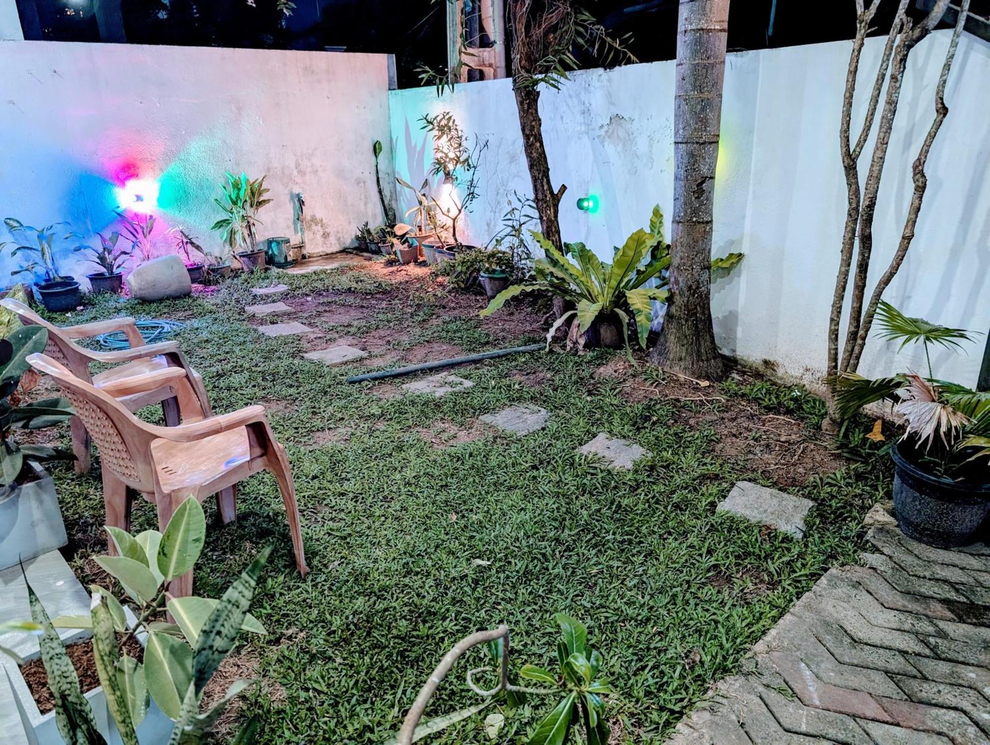 Costels Mirissa Hostel Luaran gambar